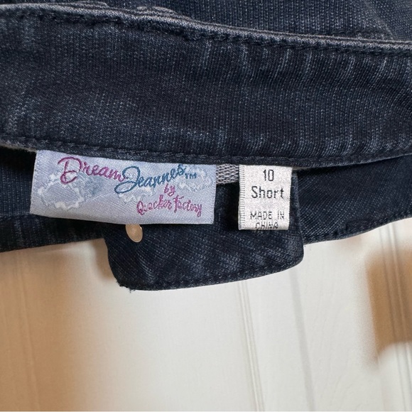 Dream Jeannes Quacker Factory Size 10 Short Stretchy Jeans Beaded pockets Blue - Picture 3 of 4
